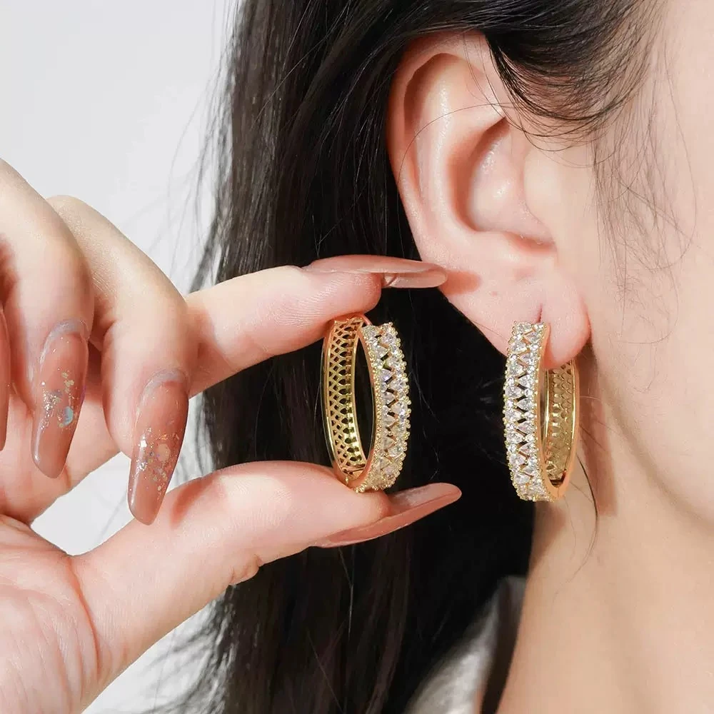 铜合金耳饰 气质时尚轻奢小众简约个性精致满钻圈圈素款耳环5800