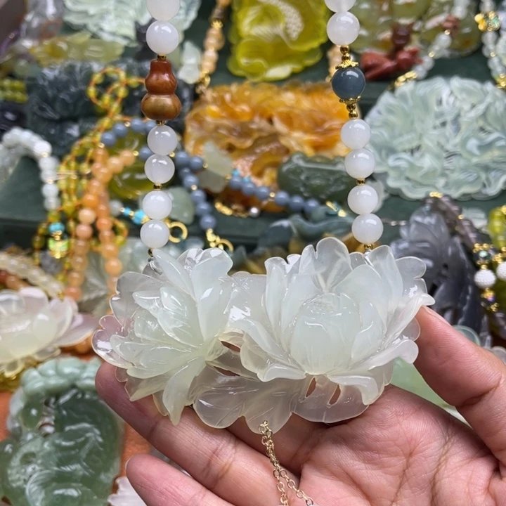 未镶嵌岫玉吊坠毛衣链锁骨链