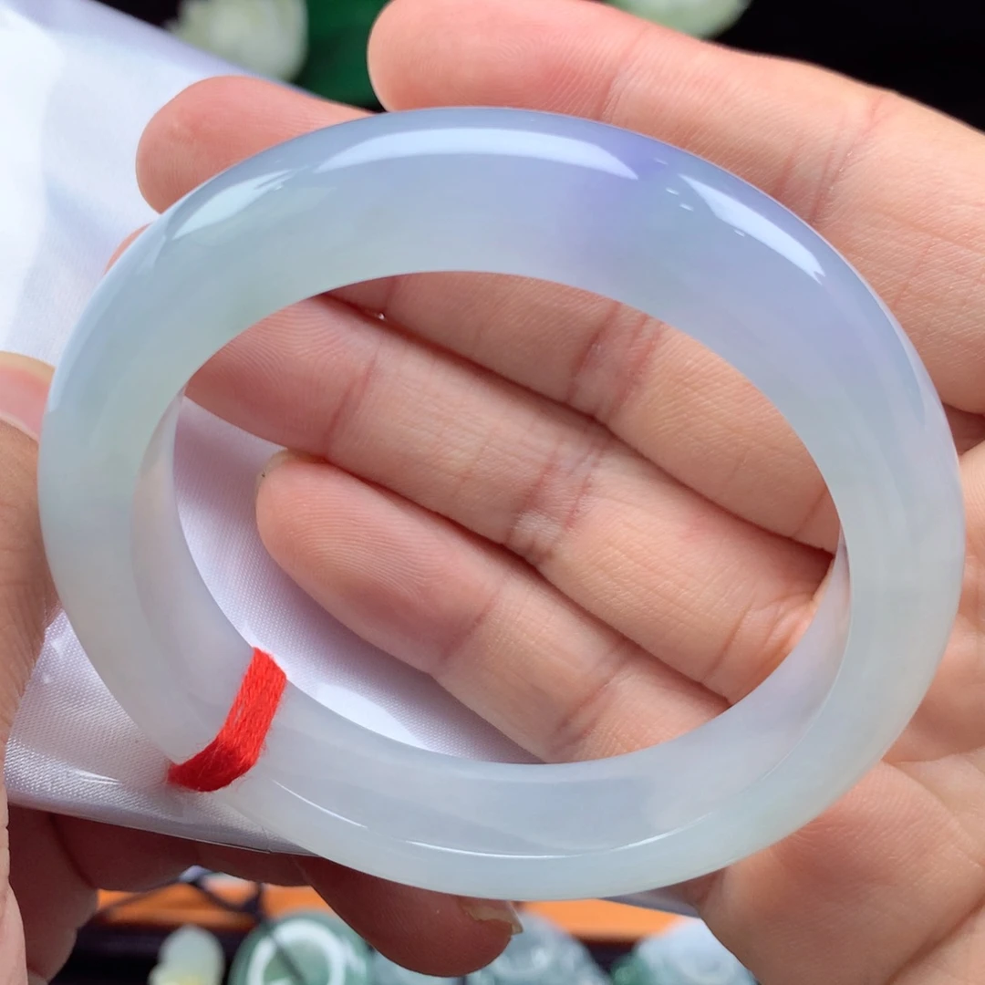 翡翠手镯未镶嵌缅甸翡翠