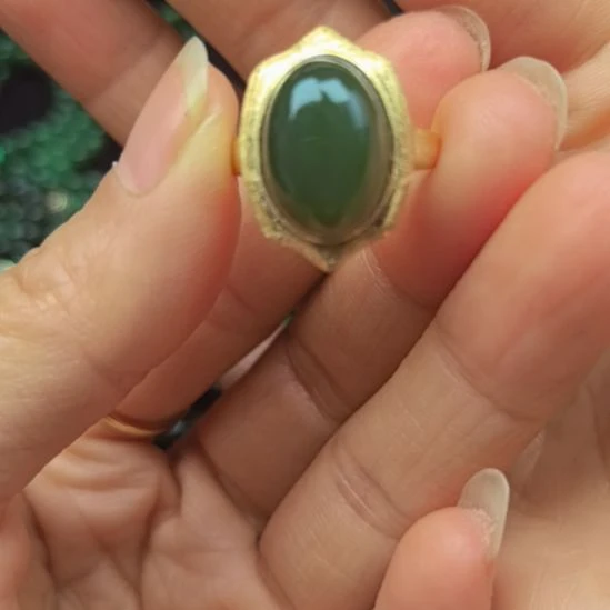 和田玉（碧玉）未镶嵌颈饰戒指