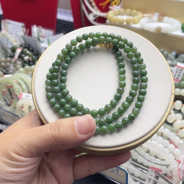 和田玉未镶嵌项链