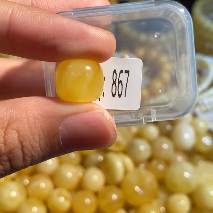 琥珀未镶嵌珠宝奇石867
