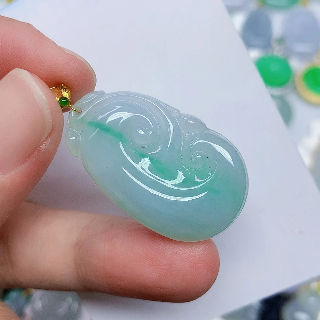 翡翠18K金镶嵌颈饰3456777