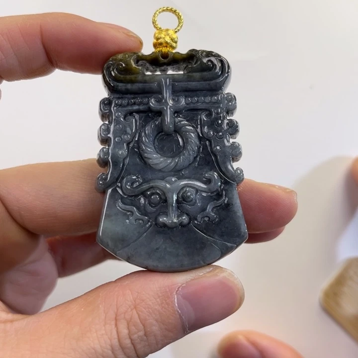 翡翠吊坠(赠链)未镶嵌代编织