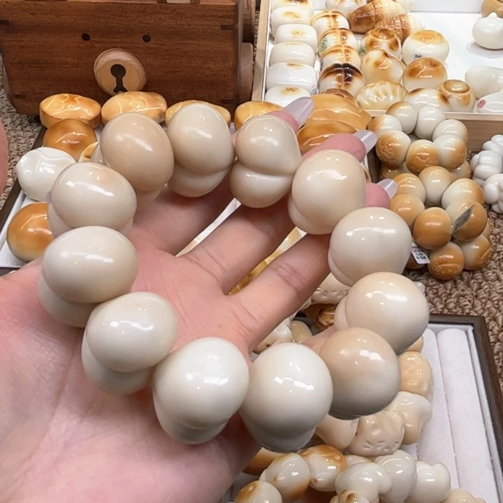 手串菩提根/象牙果10.29.38象牙果糖心屁桃爱心微瑕