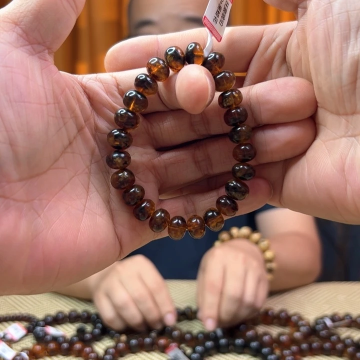 未镶嵌琥珀裸石抚顺285