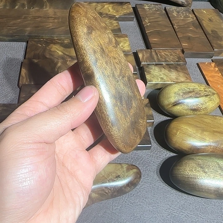 s***s阴沉木直播间一物一拍截图