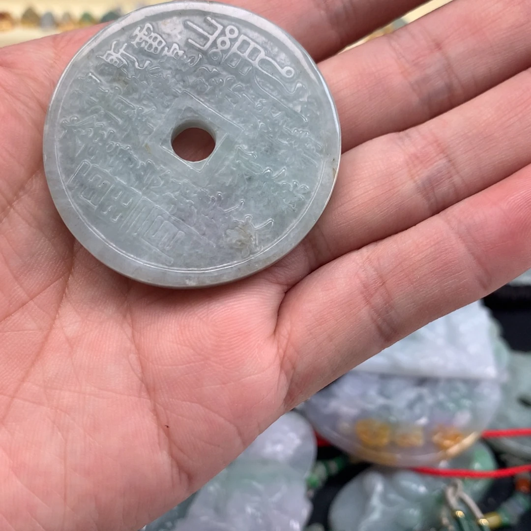 翡翠未镶嵌颈饰福利