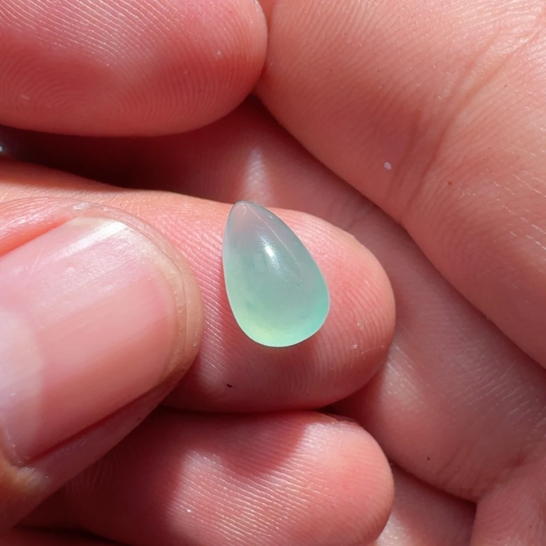 未镶嵌定制翡翠时*天然翡翠水滴