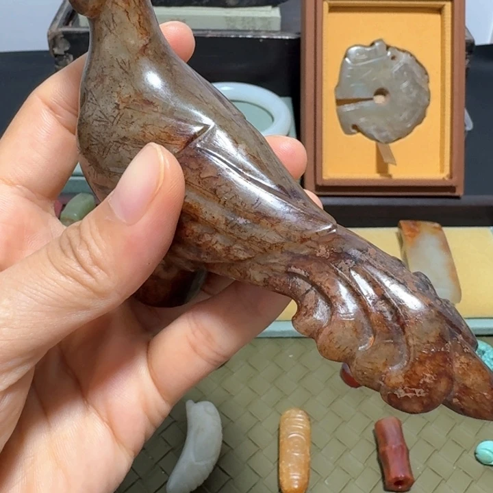 喜***巴颈饰未镶嵌和田玉