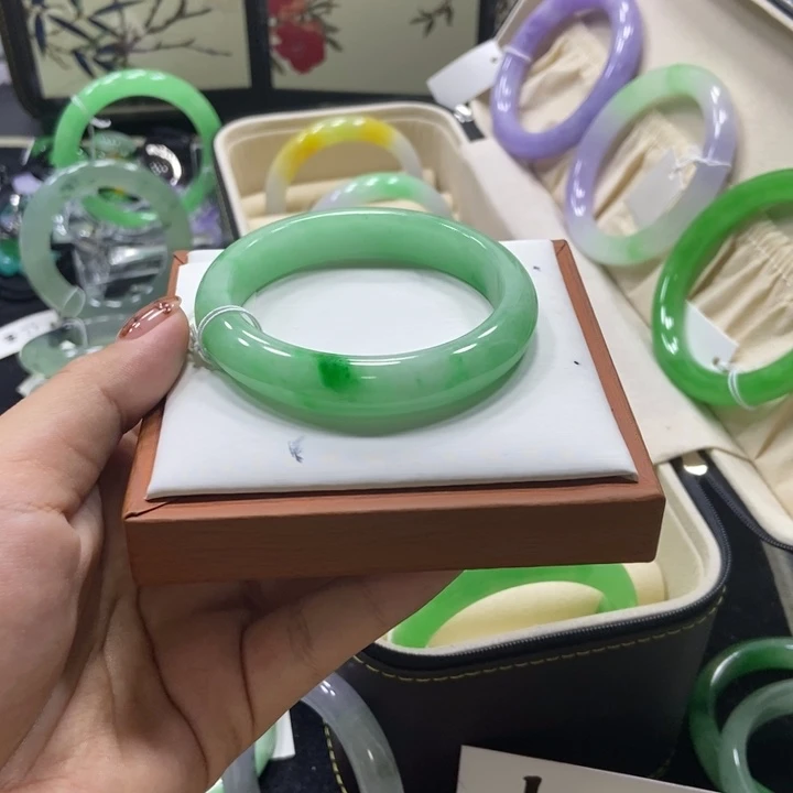 漫****非金属55/56手镯圈口