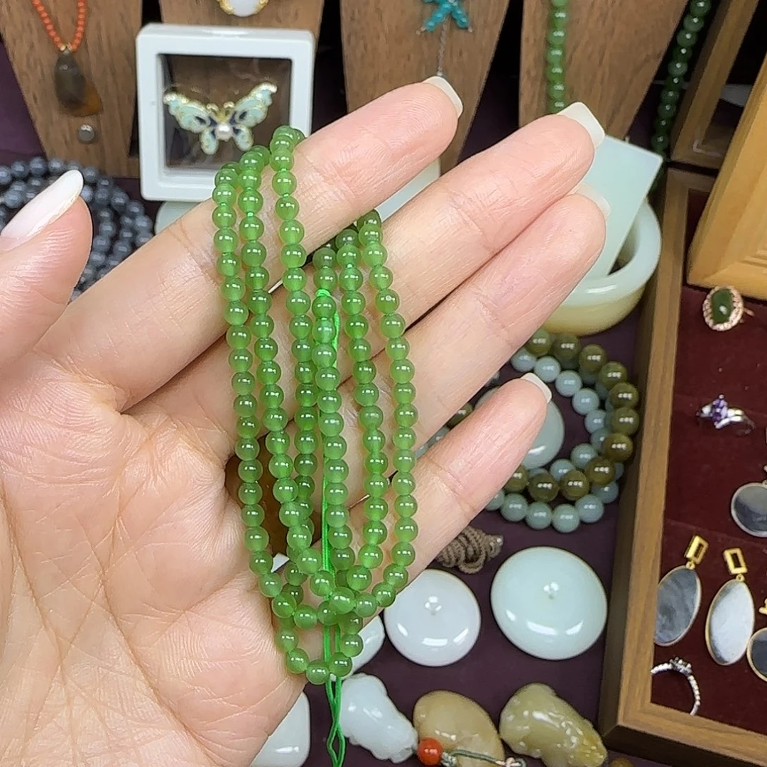 ****️和田玉未镶嵌颈饰