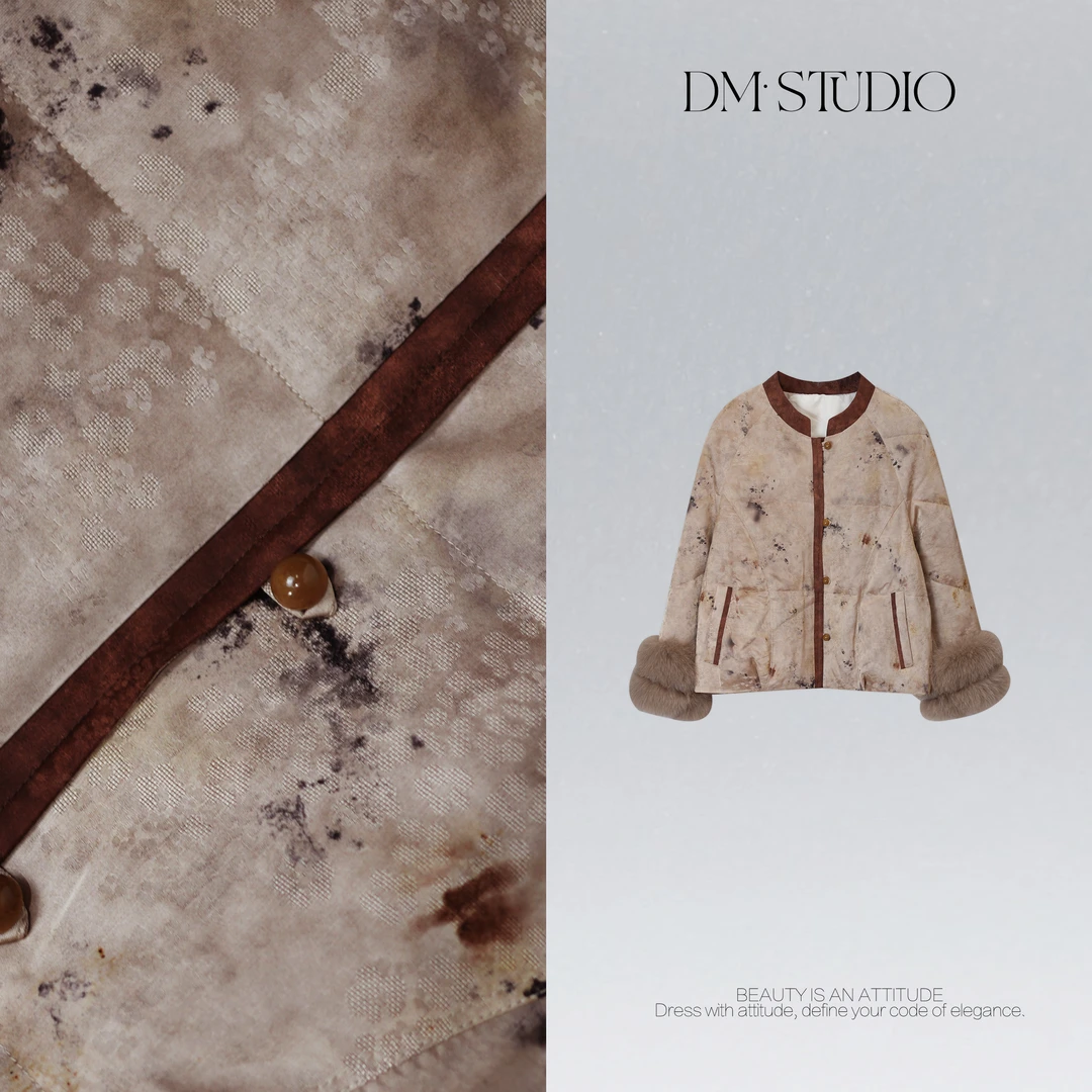 DEDM•STUDIO/新中式静奢复古狐狸毛袖提花90白鹅绒服2510WT/85076