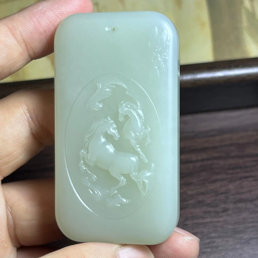 和田玉 马 生肖马 马到成功 挂件 尺寸 68—36.8—11.8mm 76.88克