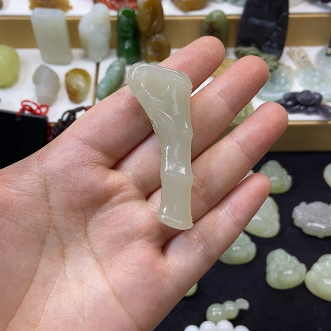 和田玉未镶嵌吊坠(不含链)