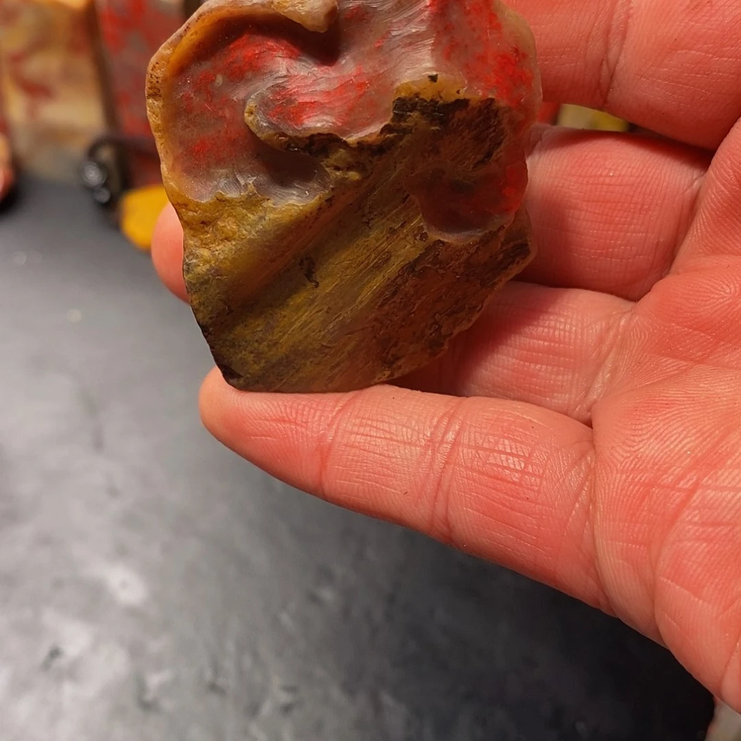 昌化鸡血石1**熊昌化鸡血石原石