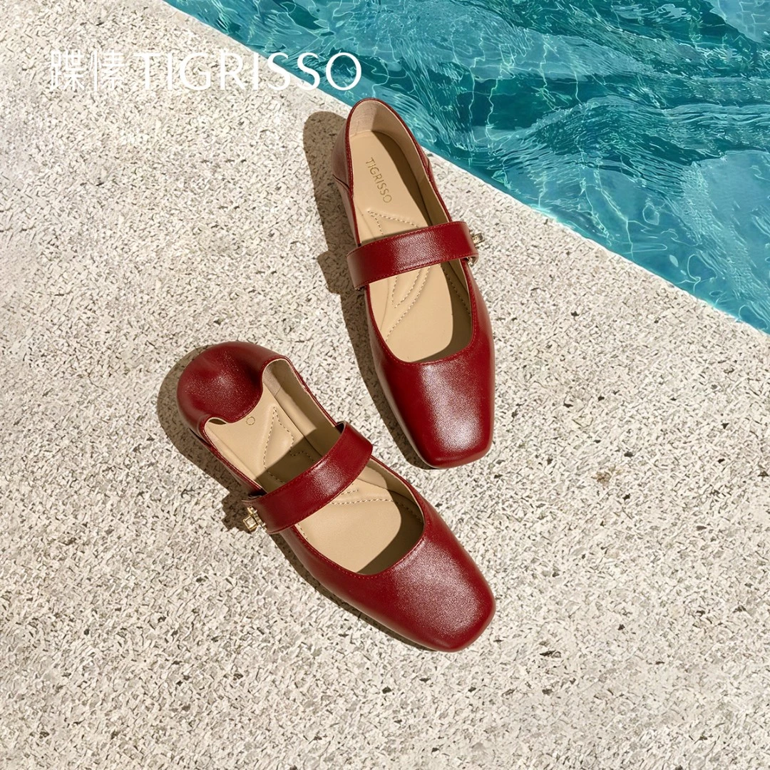 小幸运蹀愫2025年夏季新款羊皮法式气质玛丽珍鞋TA65155-51