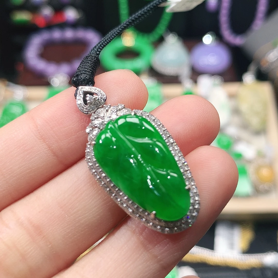 翡翠18K金镶嵌吊坠(不含链)