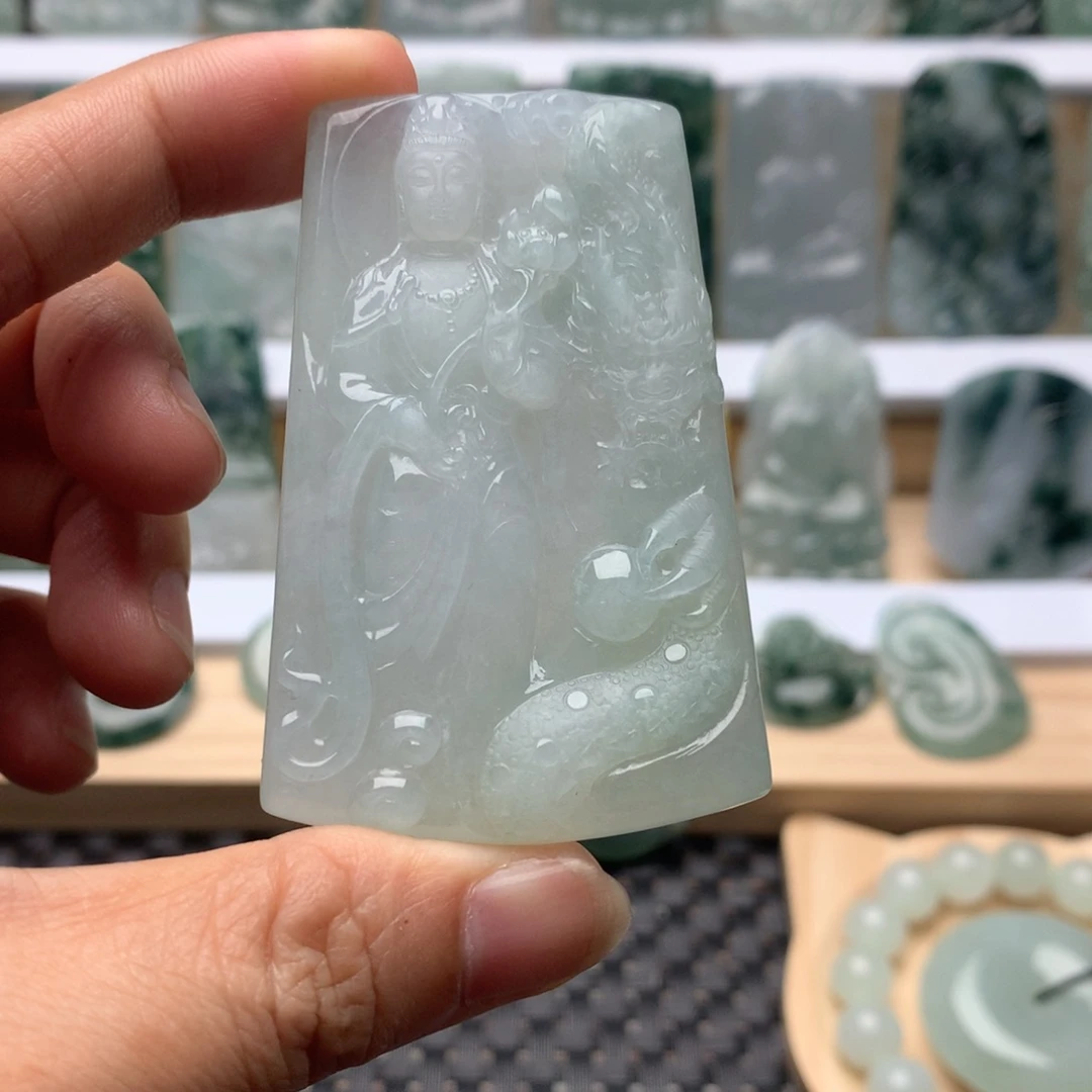 翡翠未镶嵌吊坠(不含链)观音