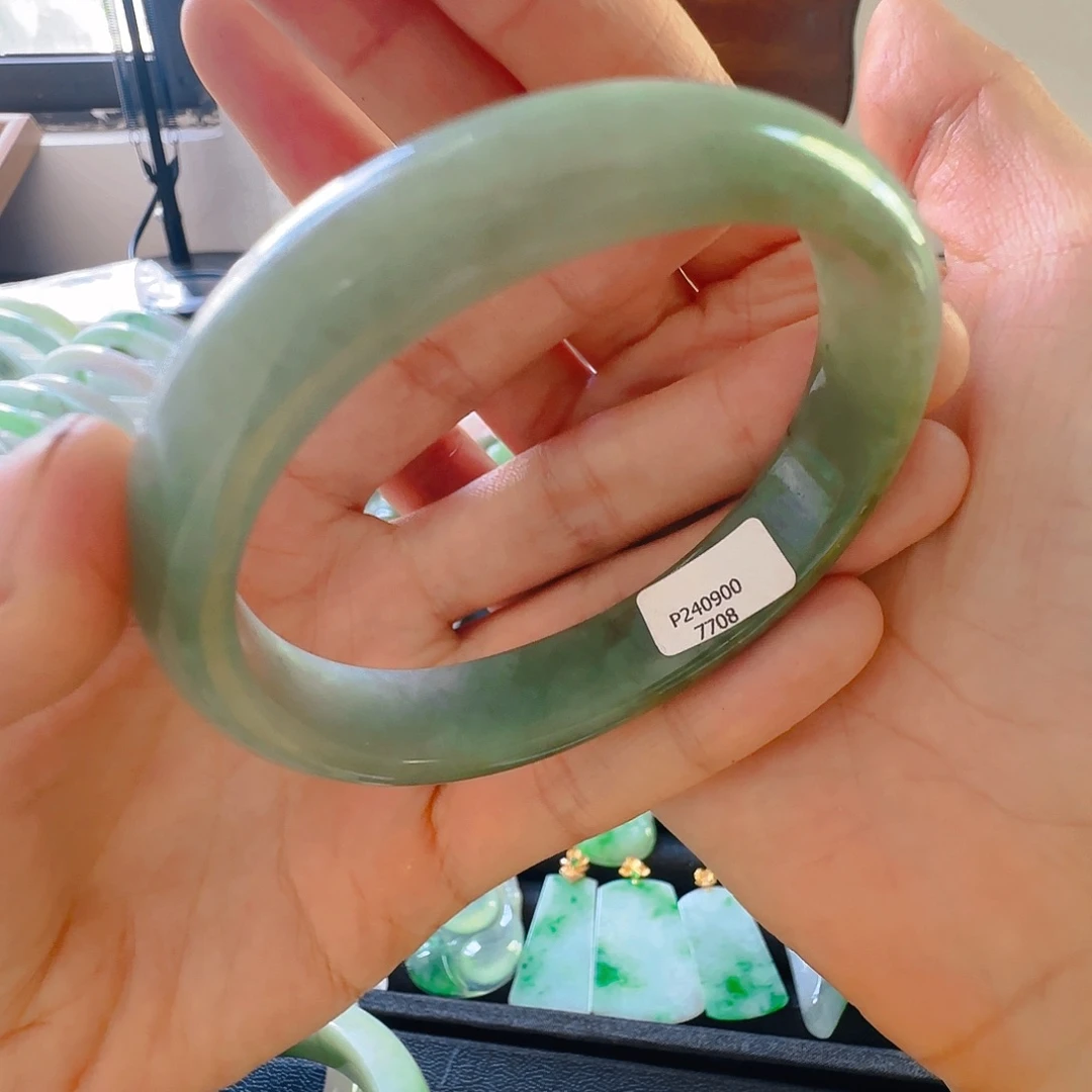 萝***宝翡翠手镯未镶嵌翡翠50