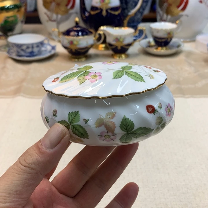 紫砂金瓷阁精品瓷器店