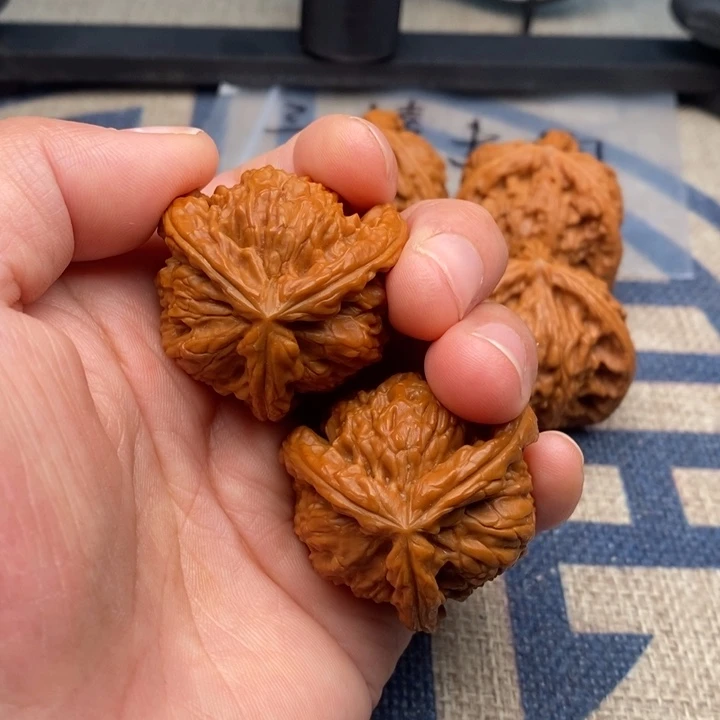 吊坠文玩核桃I***C三棱