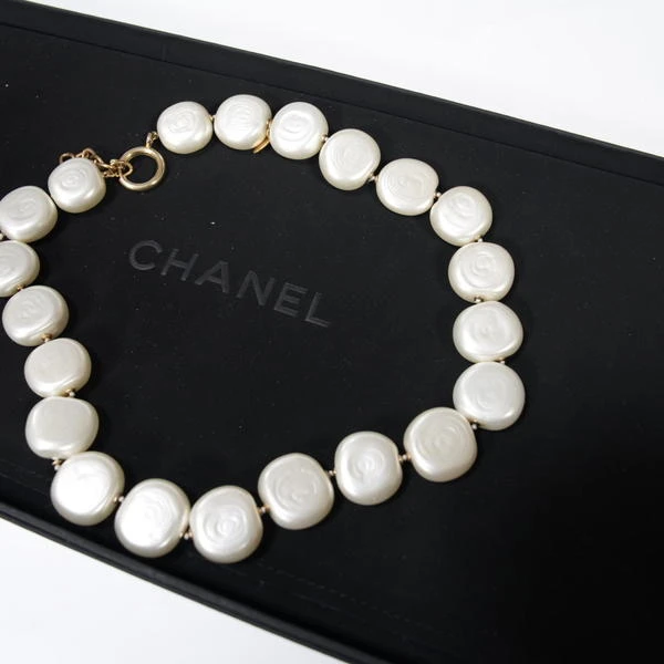 Chanel中古扁珍珠项链