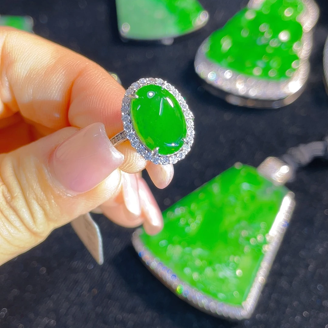 翡翠戒指银S925镶嵌天然