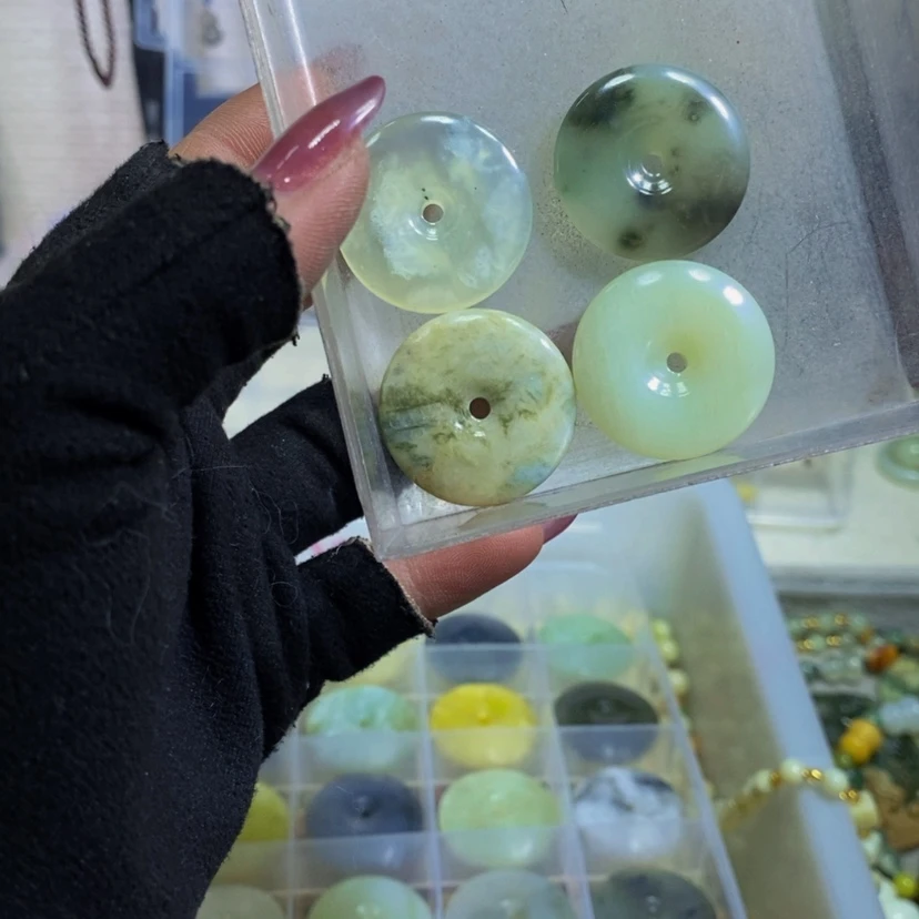 【闪购商品】蛇纹石玉其他未镶嵌138