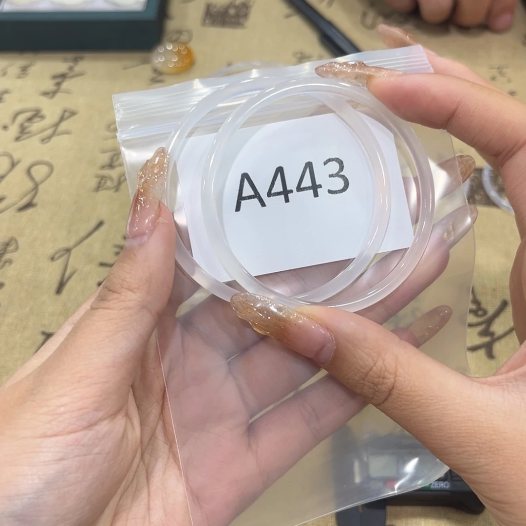 玛瑙/玉髓手镯未镶嵌?**°