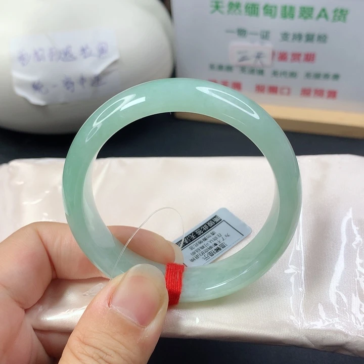 未镶嵌手镯翡翠5152