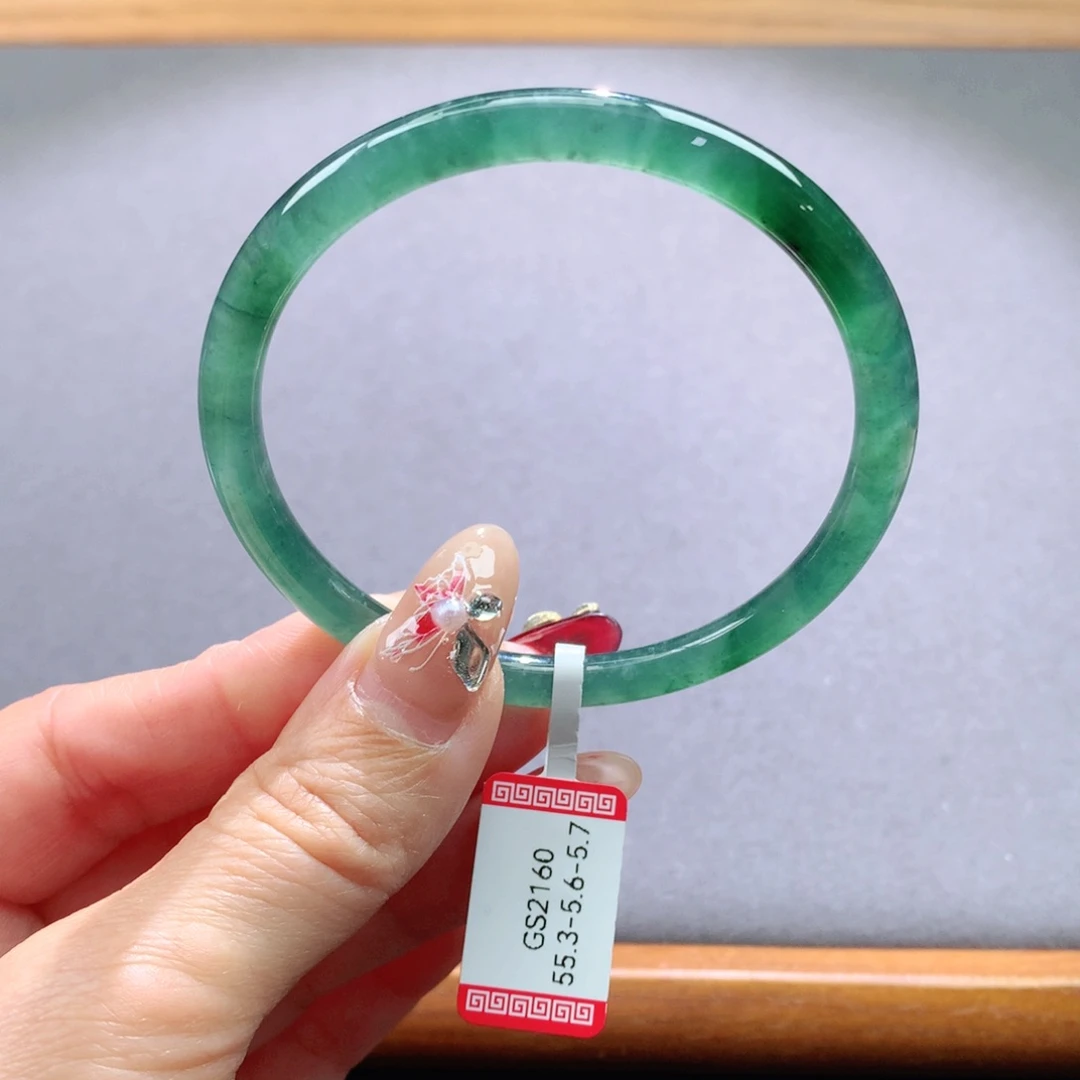 翡翠手镯未镶嵌天然翡翠手镯叮当镯