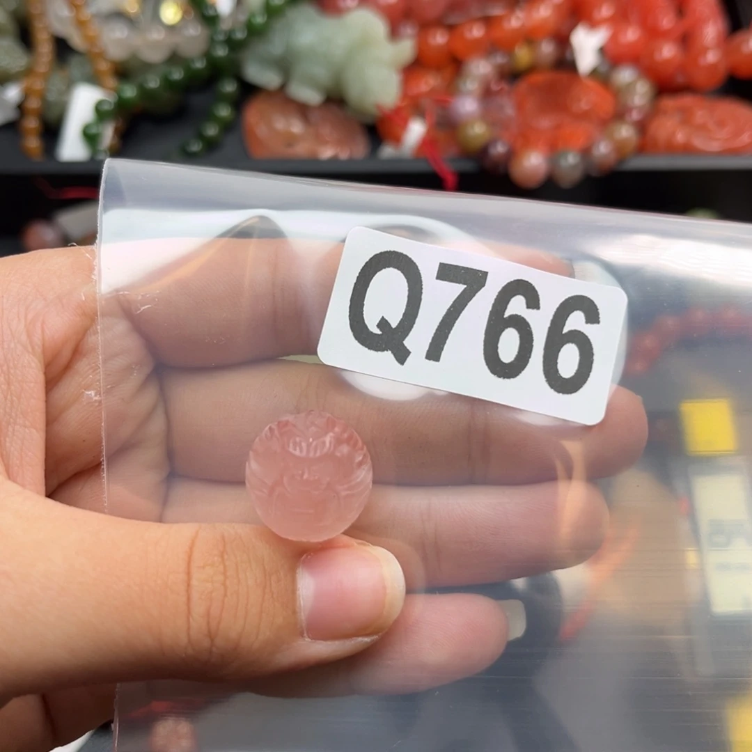 南红玛瑙未镶嵌珠宝奇石