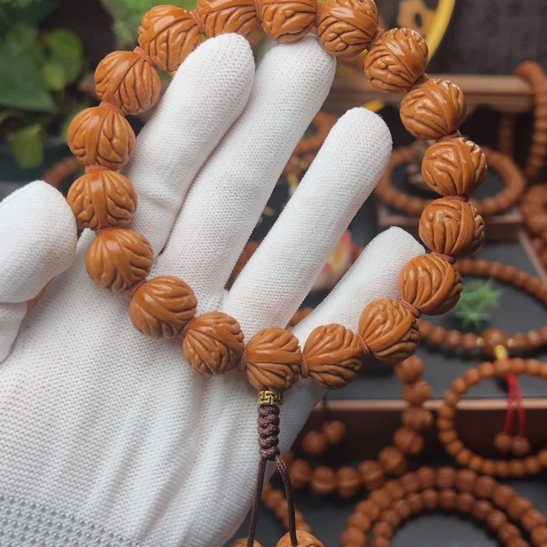 吊坠桃核1.7祥云手持