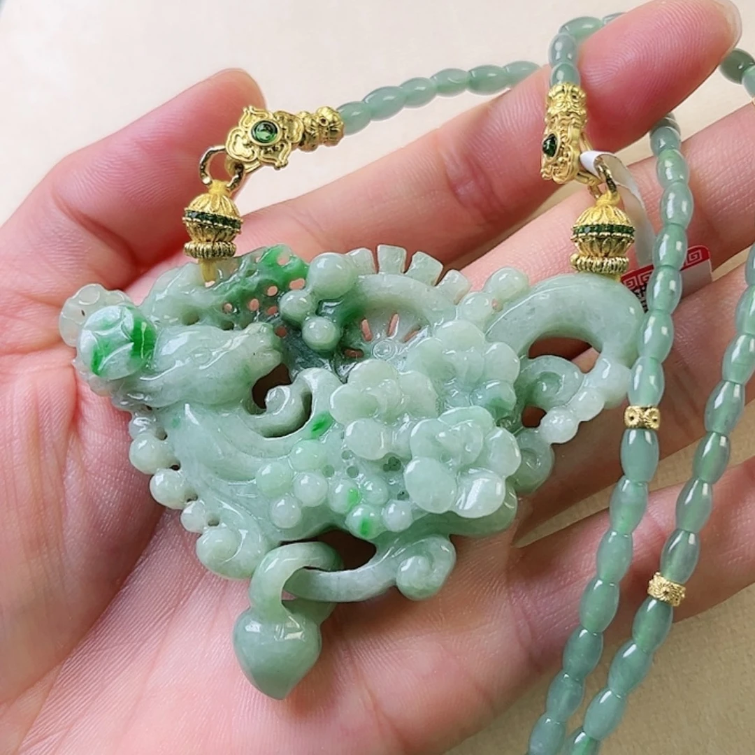 【闪购商品】翡翠颈饰未镶嵌挂件