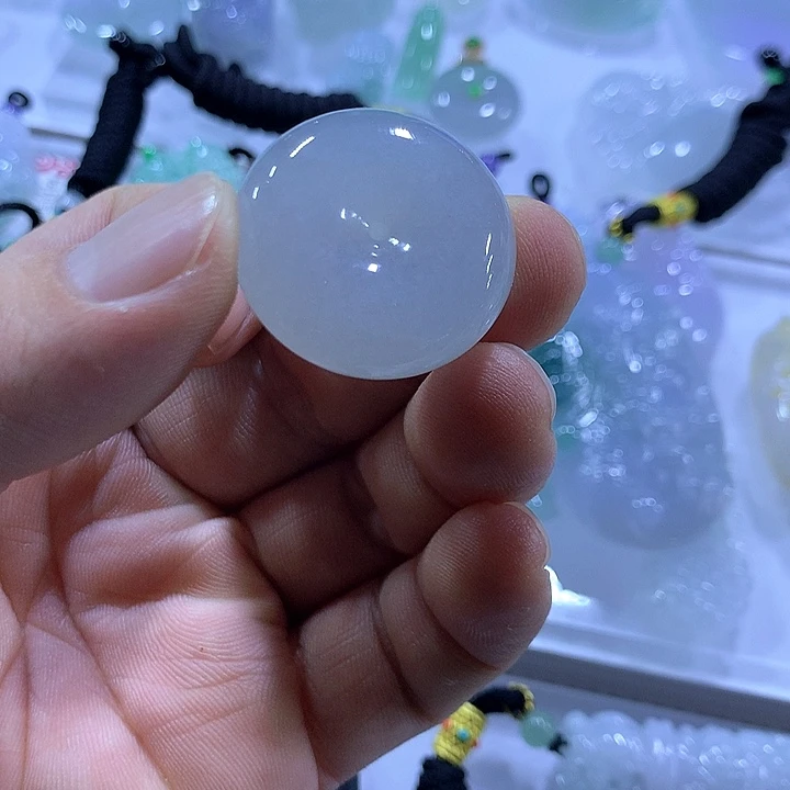 翡翠未镶嵌颈饰天然翡翠A货吊坠