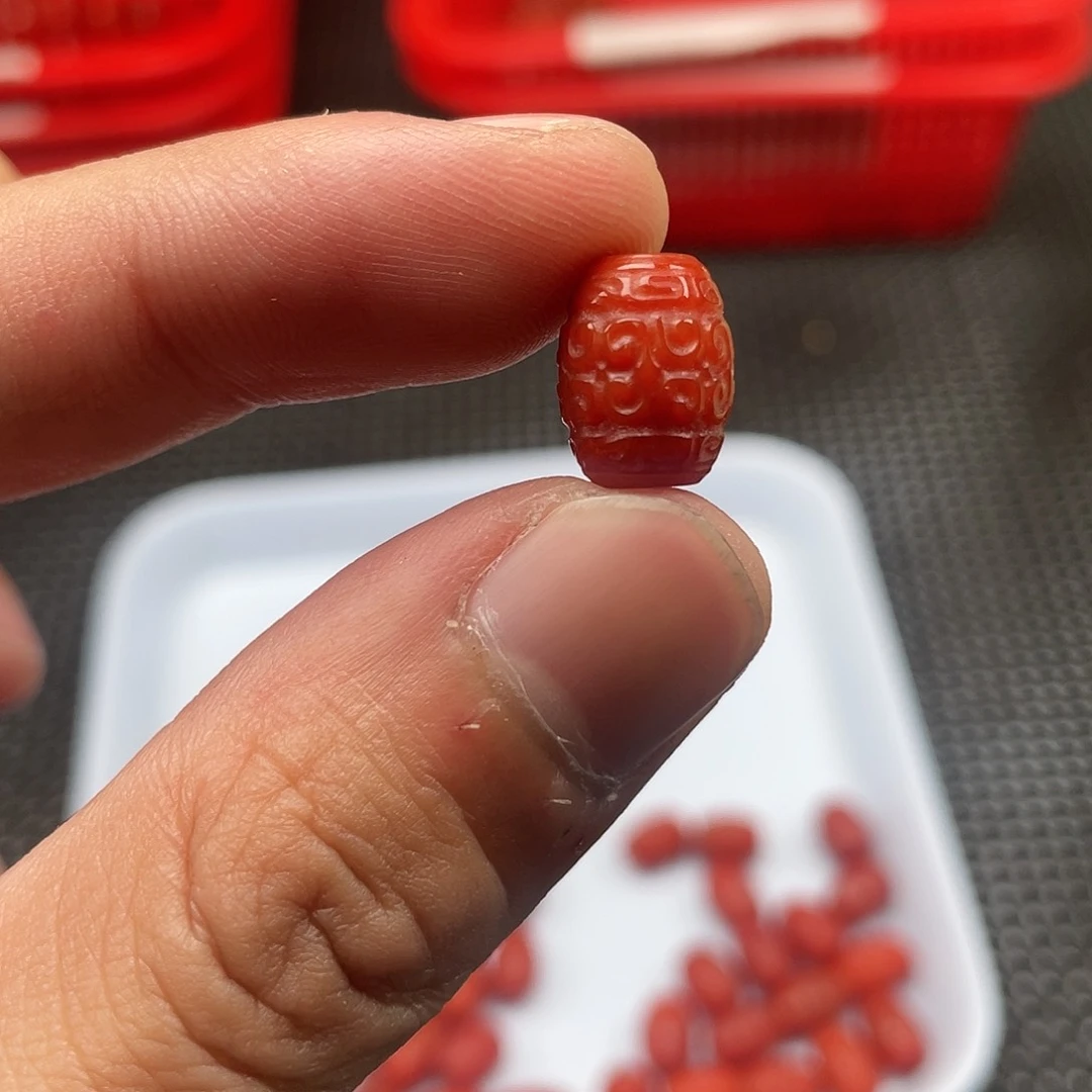 南红玛瑙34号 回纹桶珠9*12柿子红一颗未镶嵌