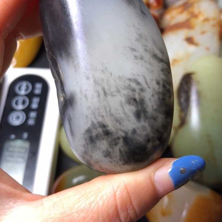 石***好和田玉未镶嵌珠宝奇石