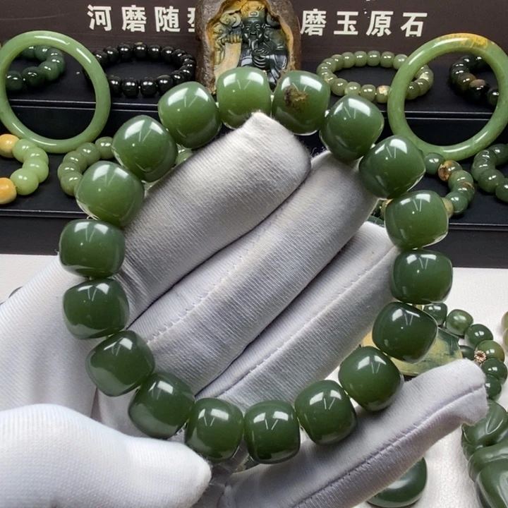 手链未镶嵌岫岩河磨玉（透闪石质玉）