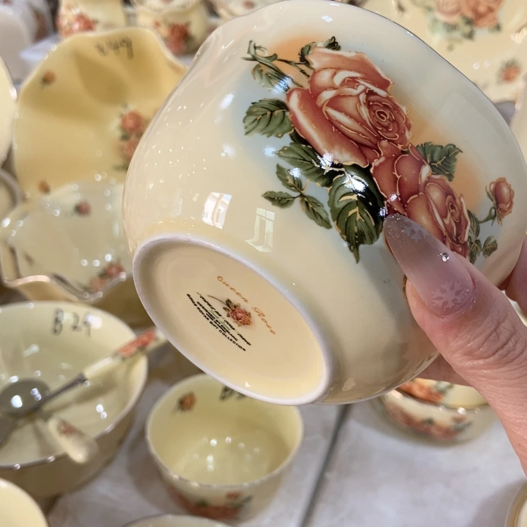 星博陶瓷……………………………………2