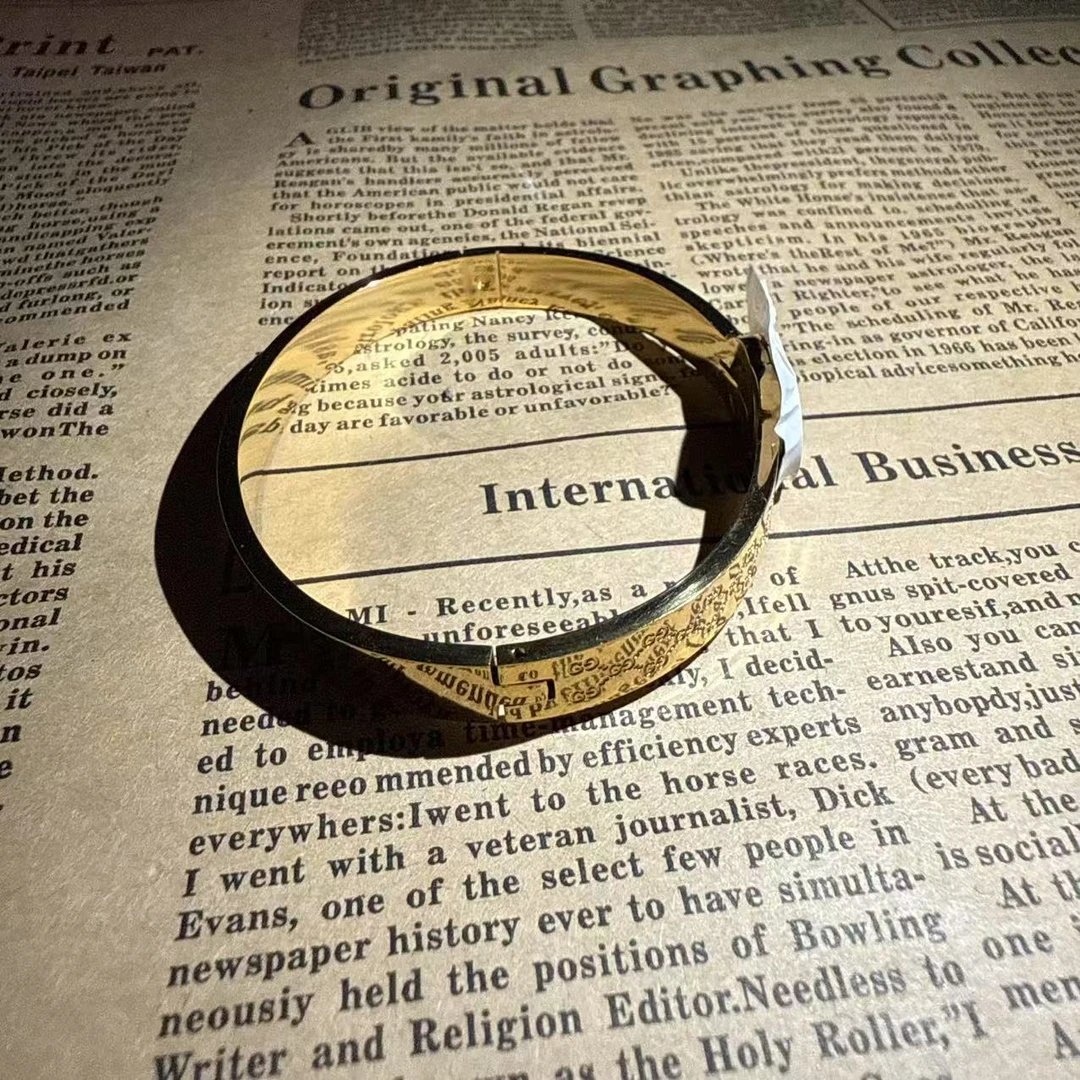 足银手镯   收藏级轻奢时尚气质简约精致手镯f19900