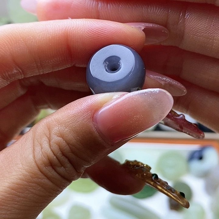 和田玉未镶嵌颈饰烟紫路路通秒价不退不换