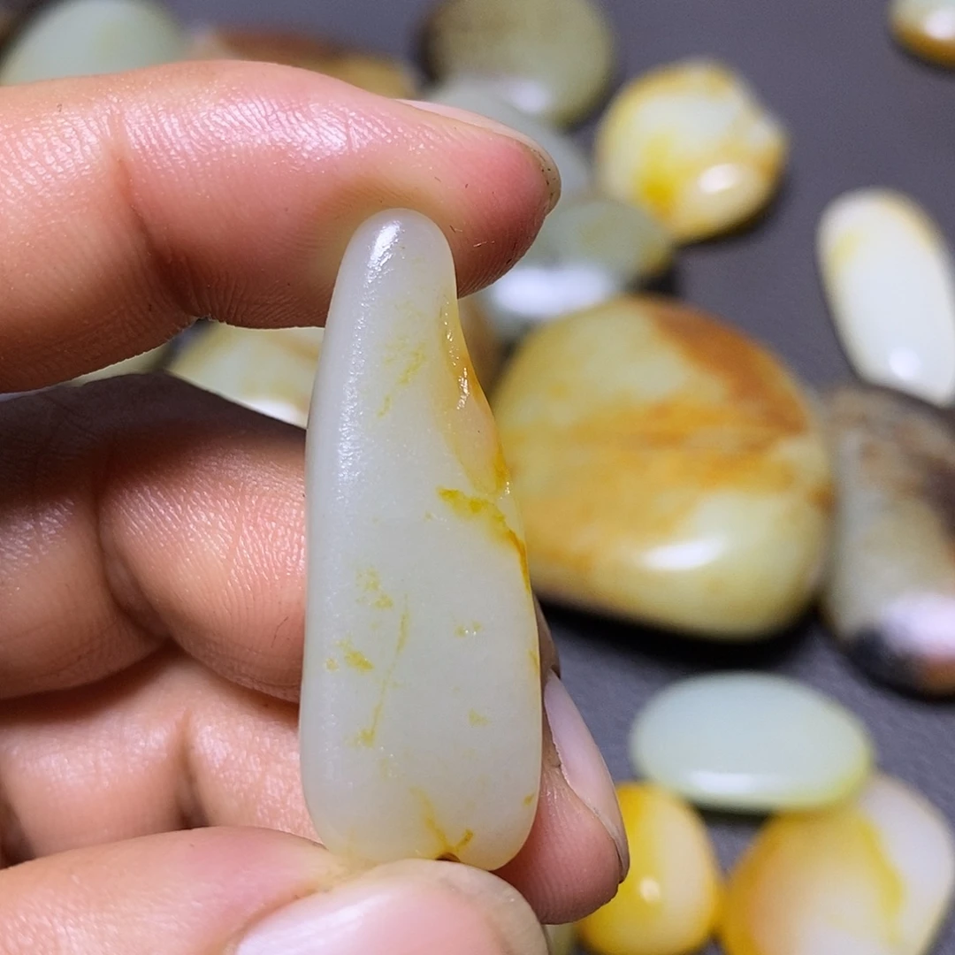 未镶嵌和田玉挂件