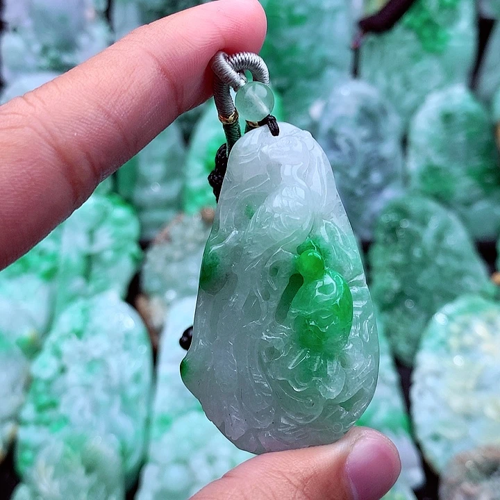 翡翠吊坠(不含链)未镶嵌