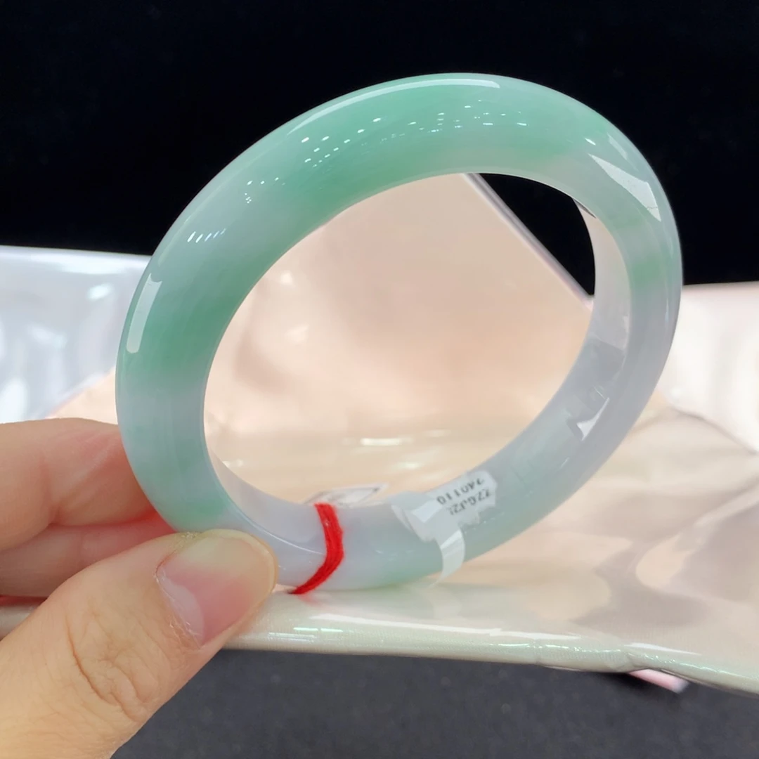 翡翠未镶嵌手镯1108