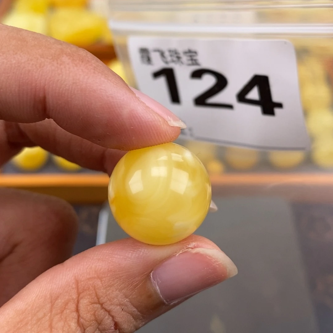 琥珀未镶嵌珠宝奇石18