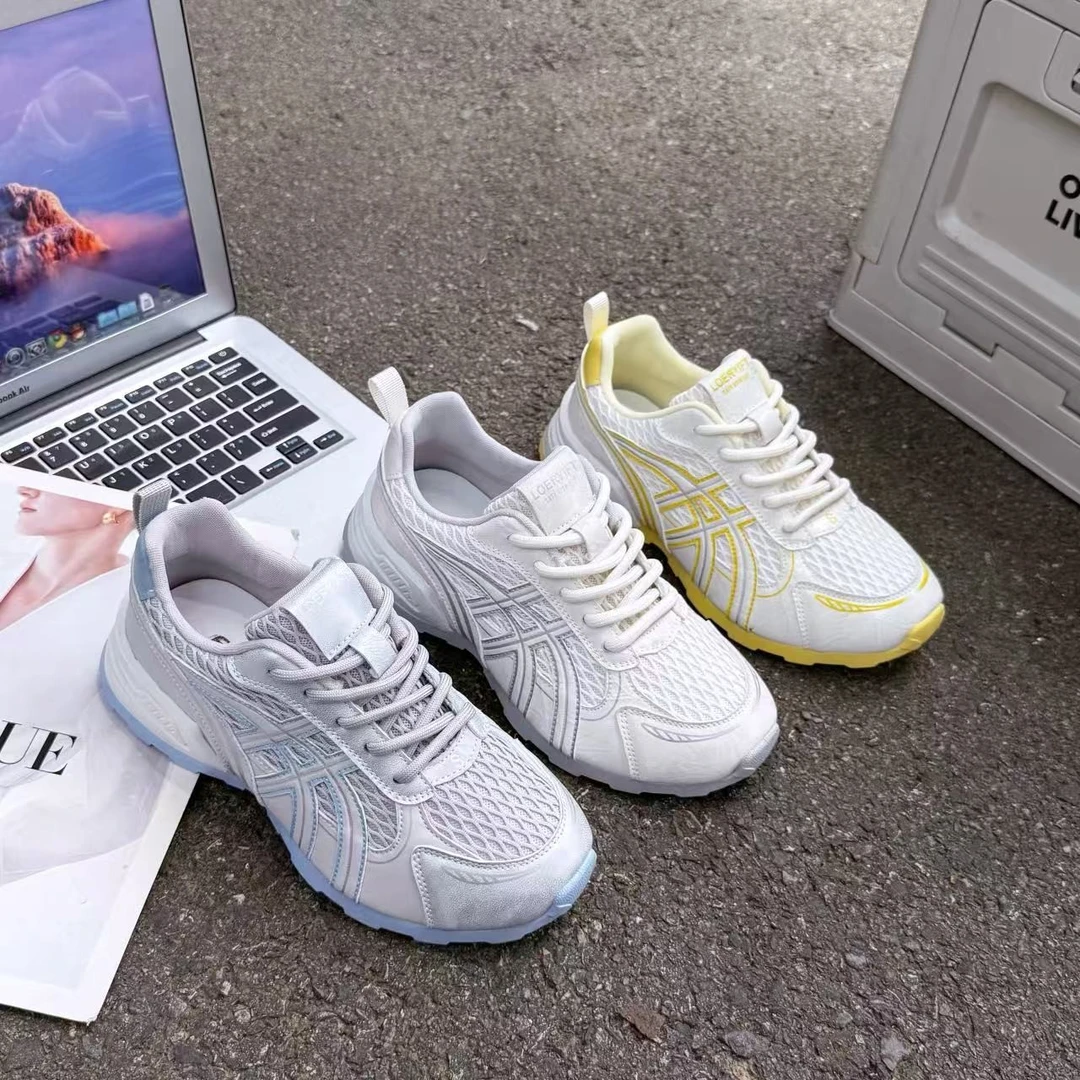 爆款2025新款秋季网面透气明星同款鞋2025今年流行鞋子