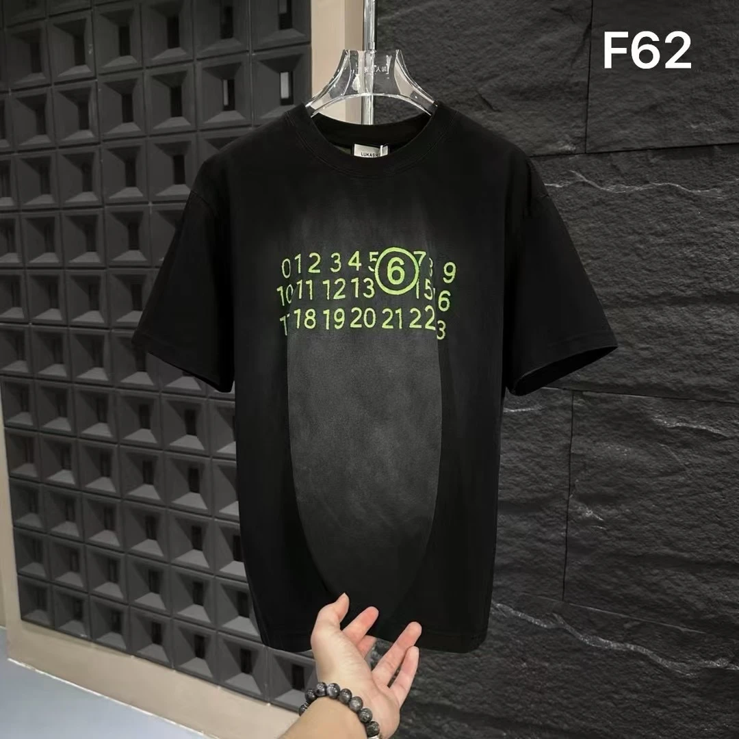 春日穿搭高级感潮牌新款激光烧花圆领短袖