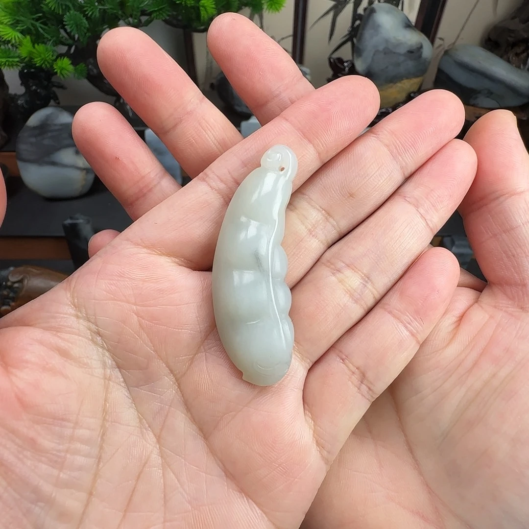 张***了和田玉未镶嵌挂件