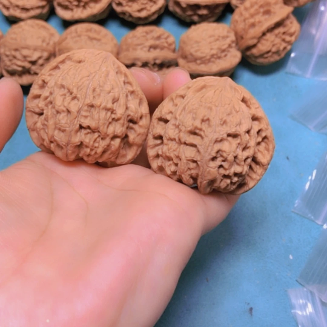 【闪购商品】把件核桃43虎头王全品